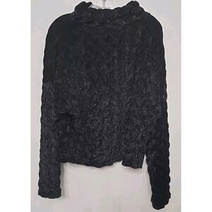 Cache‎ Velour Textured Quilted Cropped Black Sweater